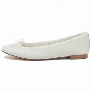 Repetto Smooth Leather Flats With Delicate Bow Detail - NWT